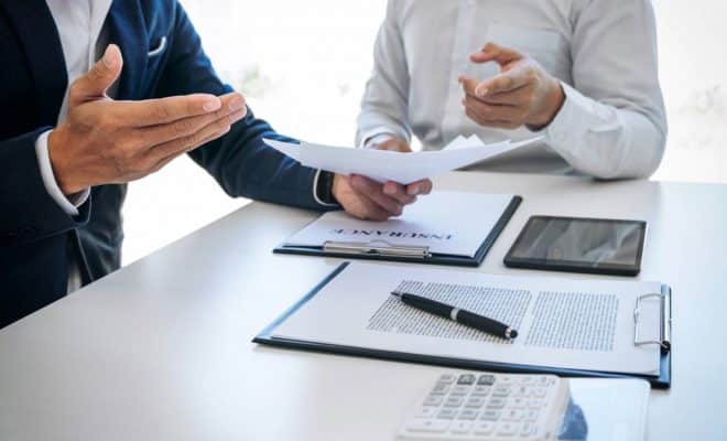 Discussion sur la résiliation d'une assurance auto pour non paiement