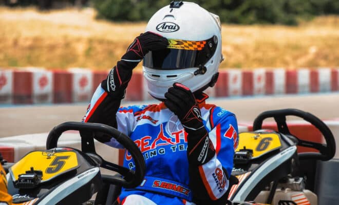 Comment choisir une combinaison de karting ?